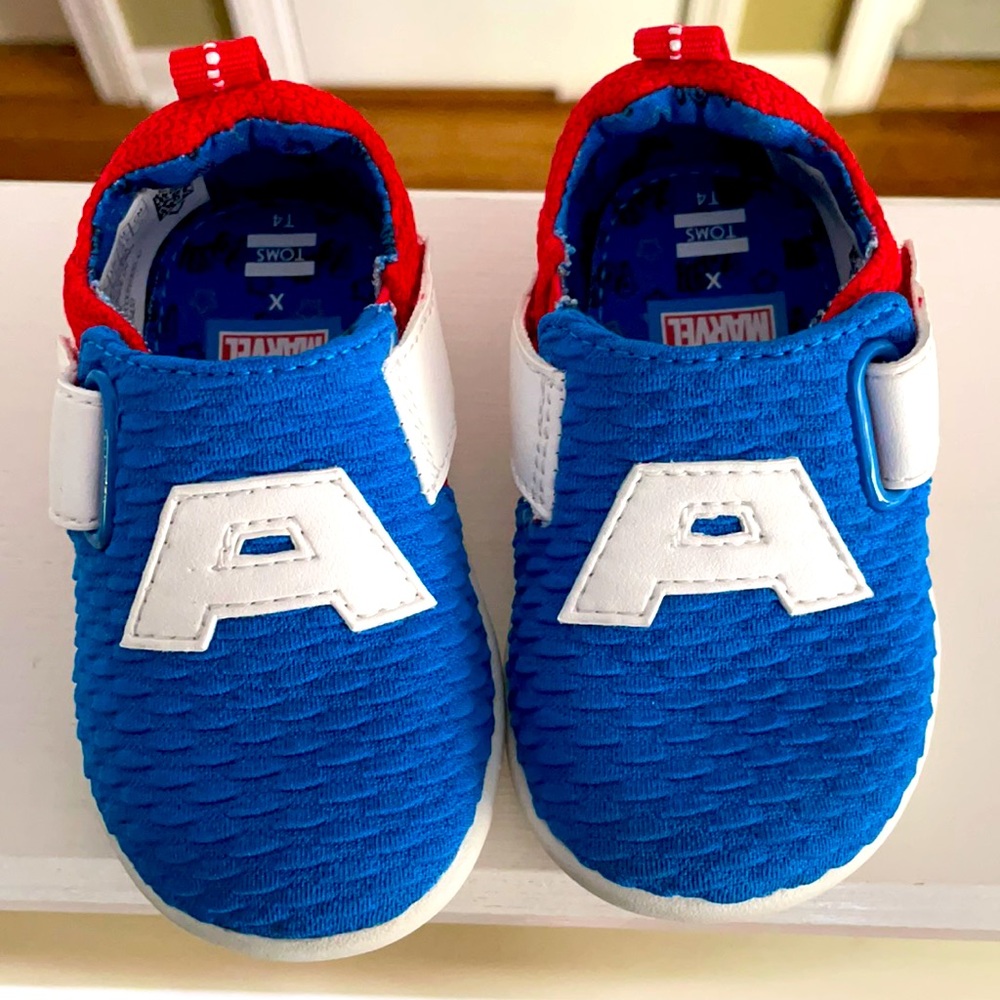 Infant Captain America Toms